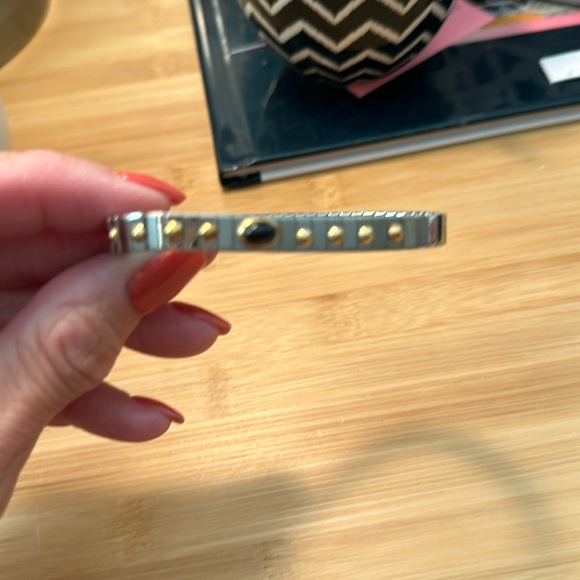 🤩Zoppini Small Stretch Bracelet with Oval Stone! EUC! Stunning & Stylish! - Picture 1 of 3